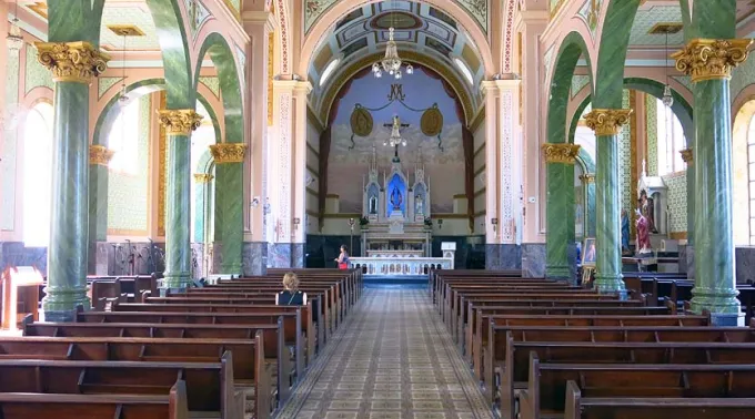 Santuário da Medalha Milagrosa, em Monte Sião (MG) ?? 
