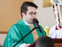 O padre Danilo César de Sousa Bezerra, da diocese de Campina Grande (PB).