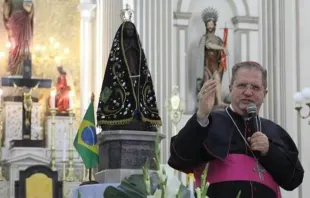 Dom Fernando Rifan, bispo da Administração Apostólica São João Maria Vianney.