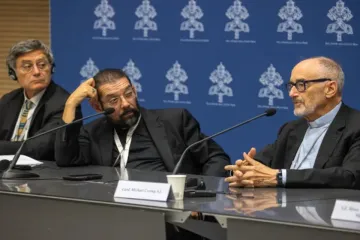 Coletiva do sínodo hoje