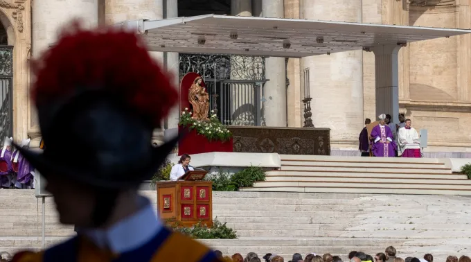 A homilia preparada pelo papa Francisco foi lida por dom Rino Fisichella