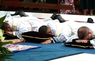 Ordenação de oito novos sacerdotes na catedral de Brasília, em 3 de agosto