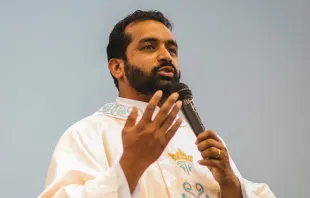 Padre Binu Joseph Chollackal, do clero de Paranaguá (PR)