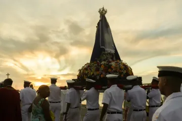 Imagem Nossa Senhora da Boa Viagem em procissão terrestre