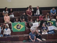 Manifestantes pró-vida na Câmara dos Vereadores dos Rio de Janeiro durante a votação do Projeto de Lei nº 16/2017