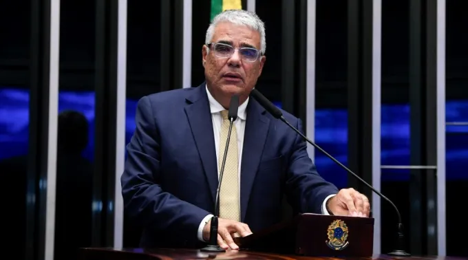 Senador Eduardo Girão