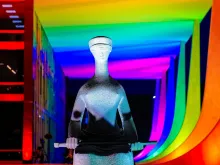 O STF foi iluminado com as cores de um arco-íris em alusão ao Dia do Orgulho LGBTQIAPN+, celebrado em 28 de junho.
