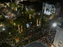 Procissão luminosa da 40ª Romaria Vocacional do servo de Deus monsenhor João Benvegnú.