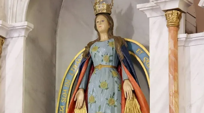 Imagem de Nossa Senhora da Medalha Milagrosa ?? 