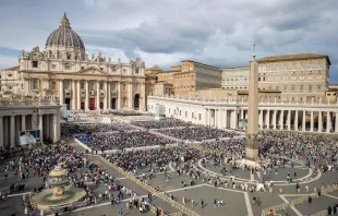 Praça de São Pedro, no Vaticano.