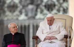 Papa Francisco durante a Audiência Geral na Praça de São Pedro em 13 de março de 2024.