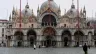 Imagem da Basílica de São Marcos em Veneza durante a época das cheias