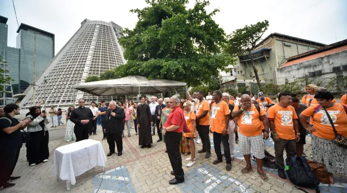 Inauguração da obra de ampliação dos banheiros e chuveiros no Centro Social São Sebastião. ?? 