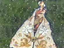 Imagem gigante de Nossa Senhora de Nazaré na vitória do Remo.