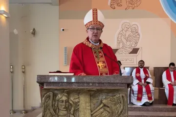 Dom Adair José Guimarães