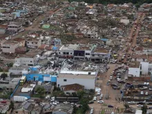 Cidade de Rio Bonito do Iguaçu (PR) atingida por tornado