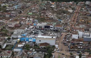 Cidade de Rio Bonito do Iguaçu (PR) atingida por tornado