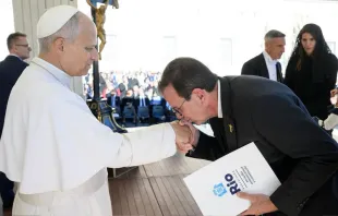 O prefeito do Rio de Janeiro, Eduardo Paes, em encontro com o papa Leão XIV