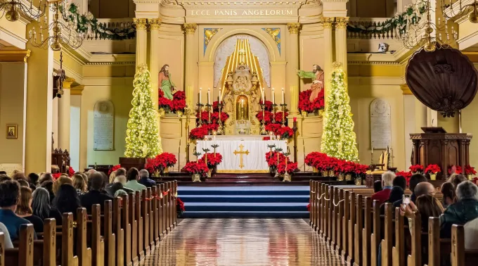 Imagem ilustrativa de missa de Natal