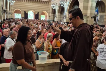 Bênção dos capuchinhos na basílica de São Sebastião, no Rio de Janeiro