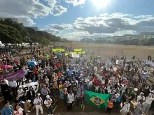 Em 2024, a 17ª Marcha pela Vida reuniu cerca de três mil pessoas na Esplanada dos Ministérios, em Brasília.