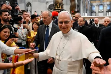 Papa Leão XIV na basílica de São Pedro