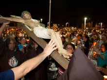 Celebração dos 15 anos da Missa da Misericórdia em 23 de outubro de 2024, na praça da igreja São Cristóvão, no bairro Morada do Sol (PI)