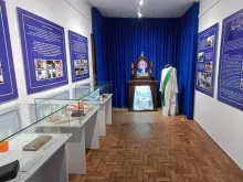 Sala Memorial Diácono João Luiz Pozzobon na Reitoria Nossa Senhora das Graças, em Santa Maria (RS).