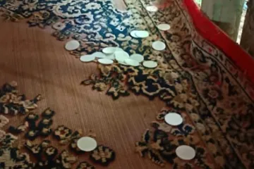 Hóstias consagradas “espalhadas pelo chão" da capela Rainha da Paz