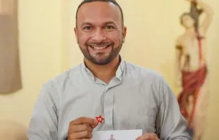 Padre Antônio Menezes se filiou ao Partido dos Trabalhadores (PT) na sexta-feira, 28 de novembro, em  Xapuri (AC).