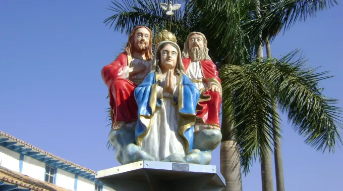 Imagem do Divino Pai Eterno na igreja matriz de Trindade (GO)