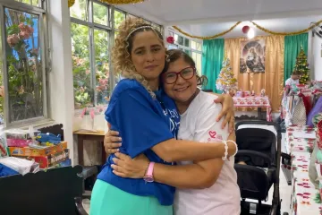 Marlene Ferreira Pereira e Dóris Hipólito, fundadora da Missão Duas Vidas.