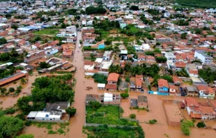 Mais de 260 famílias de Espinosa ficaram desalojadas depois das fortes chuvas no domingo, 12 de janeiro