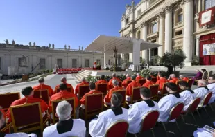O Papa Francisco criou 21 novos cardeais em consistório no Vaticano no último sábado (30).