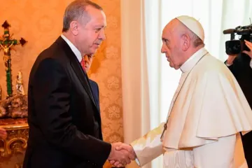 Presidente da Turquia, Recep Tayyip Erdoğan, e papa Francisco.