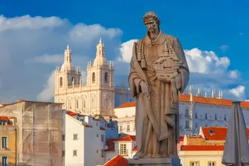 Estátua de são Vicente, em Lisboa