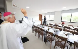 O bispo de Campina Grande, dom Dulcênio Fontes de Matos abençoou a Casa de Acolhida Nossa Senhora de Lourdes