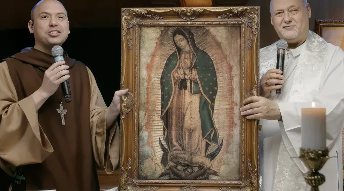 Frei Gilson com dom José Negri, bispo de Santo Amaro (SP). ?? 