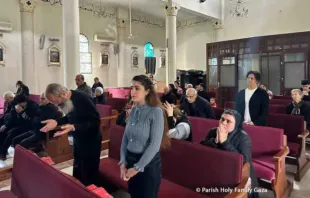 Celebração da Missa na Paróquia Sagrada Família de Gaza.