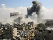 Ataque israelense na cidade de Rafah, no sul da Faixa de Gaza, 10 de outubro de 2023.