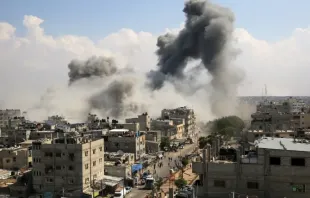 Ataque israelense na cidade de Rafah, no sul da Faixa de Gaza, 10 de outubro de 2023.