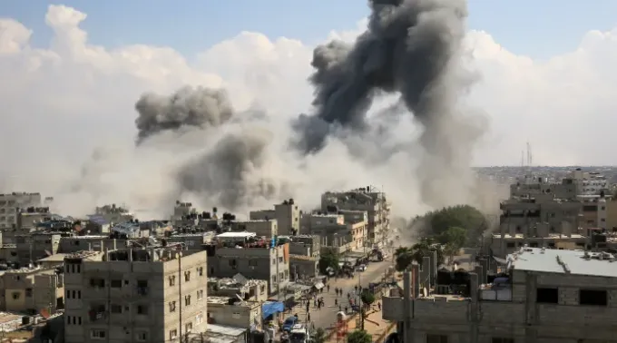 Ataque israelense na cidade de Rafah, no sul da Faixa de Gaza, 10 de outubro de 2023. ?? 