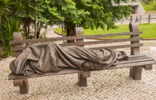 Estátua "Jesus sem-teto" no Rio de Janeiro