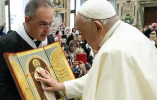 Padre Pasqualino di Dio e Papa Francisco.