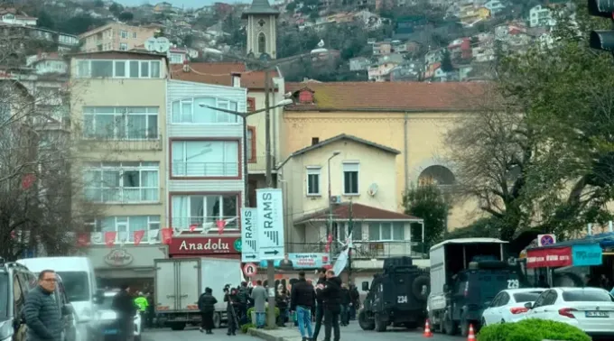 Exterior da igreja de Santa Maria em Istambul, Turquia
