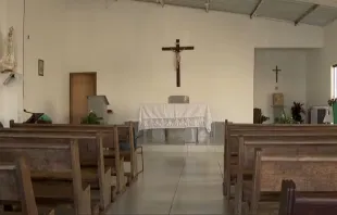 Parte interna da comunidade Nossa Senhora de Fátima no bairro Laranjeiras, em Uberlândia (MG)