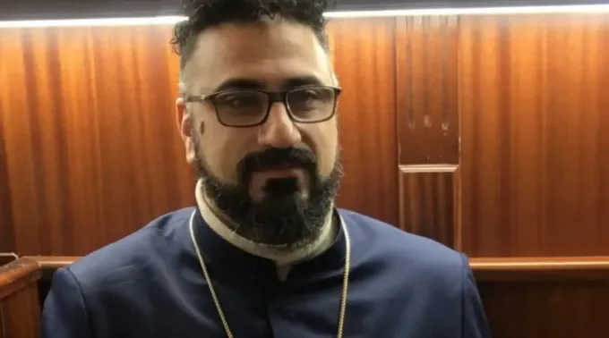 padre Tirayr Hakobyan