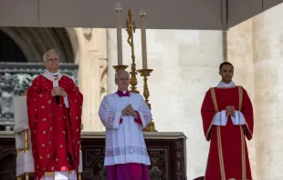 Leão XIV completa hoje (8), Domingo de Pentecostes, um mês como papa