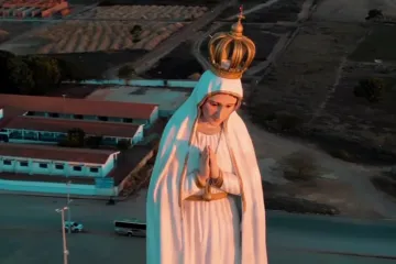imagem de Nossa Senhora de Fátima, em Crato