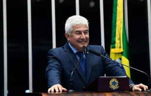 Senador astronauta Marcos Pontes é o autor do projeto de resolução que instituiu a Frente Parlamentar Católica Apostólica Romana